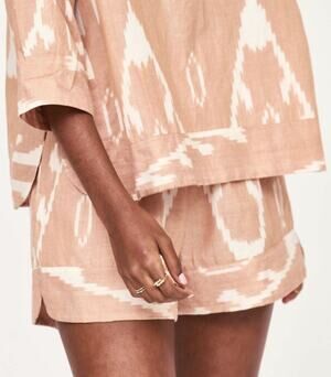 Mirth Resort 24 Track Shorts in Conch Ikat Pure Cotton Womens Size Medium
